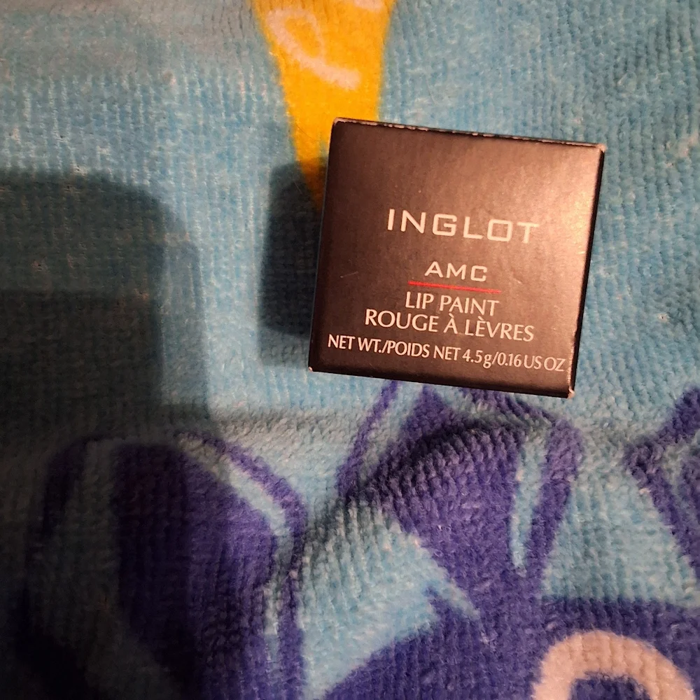 NWOT INGLOT AMC LIP PANT ROUGE #51